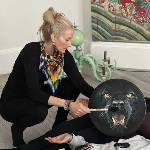 lisa+performing+an+innerdance+session